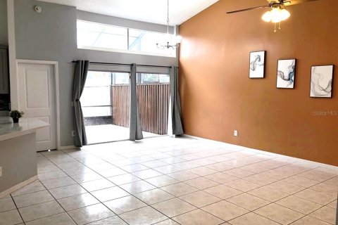 Dúplex en venta en Orlando, Florida, 3 dormitorios, 119.19 m2 № 1914604 - foto 9