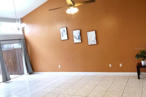 Dúplex en venta en Orlando, Florida, 3 dormitorios, 119.19 m2 № 1914604 - foto 10