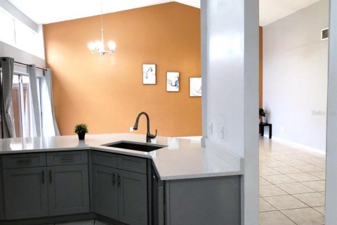 Dúplex en venta en Orlando, Florida, 3 dormitorios, 119.19 m2 № 1914604 - foto 6