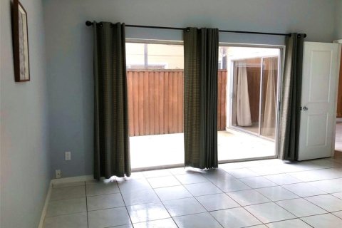 Dúplex en venta en Orlando, Florida, 3 dormitorios, 119.19 m2 № 1914604 - foto 26