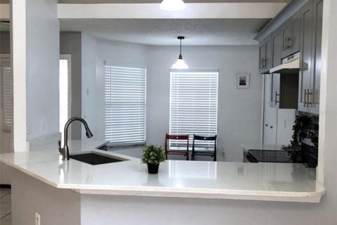 Dúplex en venta en Orlando, Florida, 3 dormitorios, 119.19 m2 № 1914604 - foto 21