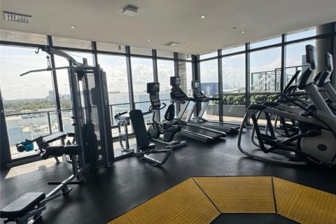 Купить кондоминиум в Майами, Флорида 2 спальни, 87.14м2, № 1957895 - фото 24