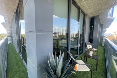 Купить кондоминиум в Майами, Флорида 2 спальни, 87.14м2, № 1957895 - фото 16