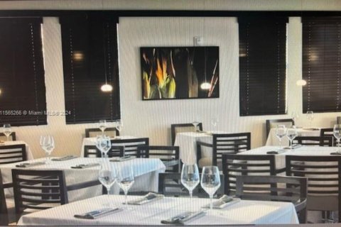 Hotel in Doral, Florida 1 bedroom, 65.5 sq.m. № 1102788 - photo 18
