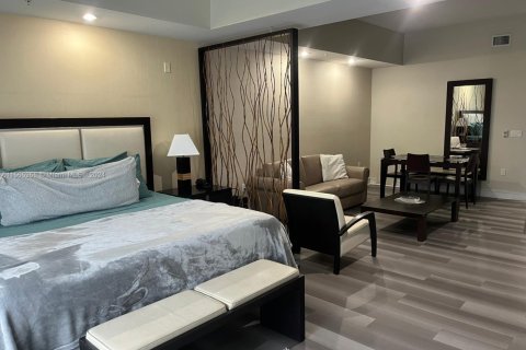 Hotel in Doral, Florida 1 bedroom, 65.5 sq.m. № 1102788 - photo 6