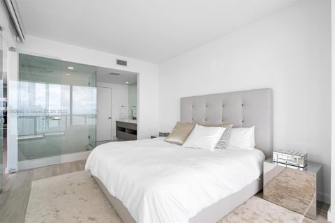 Condo in Miami, Florida, 3 bedrooms  № 1977128 - photo 14