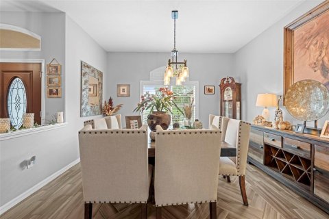Casa en venta en Spring Hill, Florida, 4 dormitorios, 299.89 m2 № 1904040 - foto 29