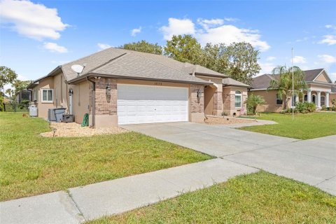 Casa en venta en Spring Hill, Florida, 4 dormitorios, 299.89 m2 № 1904040 - foto 3