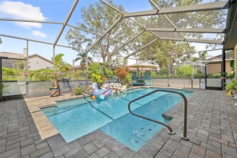 Casa en venta en Spring Hill, Florida, 4 dormitorios, 299.89 m2 № 1904040 - foto 14