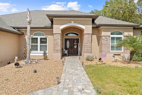 Casa en venta en Spring Hill, Florida, 4 dormitorios, 299.89 m2 № 1904040 - foto 2