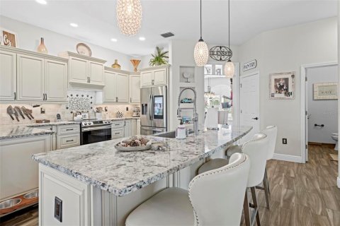 Casa en venta en Spring Hill, Florida, 4 dormitorios, 299.89 m2 № 1904040 - foto 8