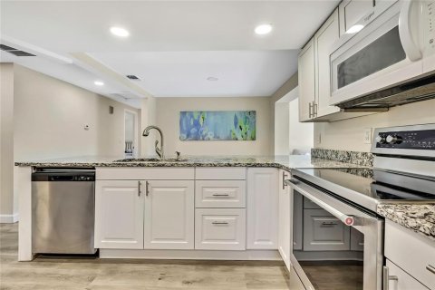 Casa en venta en Hudson, Florida, 3 dormitorios, 148.55 m2 № 1691054 - foto 11