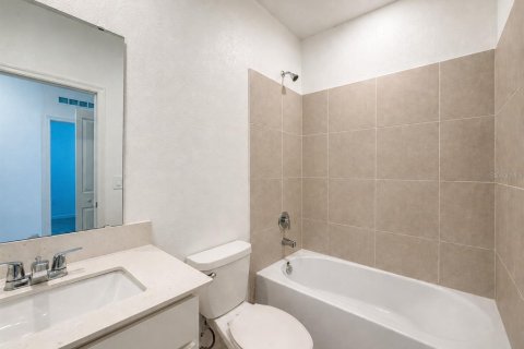 Touwnhouse à louer à Clermont, Floride: 3 chambres, 170.38 m2 № 2358283 - photo 11