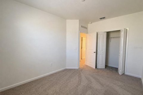 Touwnhouse à louer à Clermont, Floride: 3 chambres, 170.38 m2 № 2358283 - photo 6