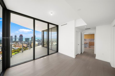 Condominio en alquiler en Miami Beach, Florida, 4 dormitorios № 1859419 - foto 13