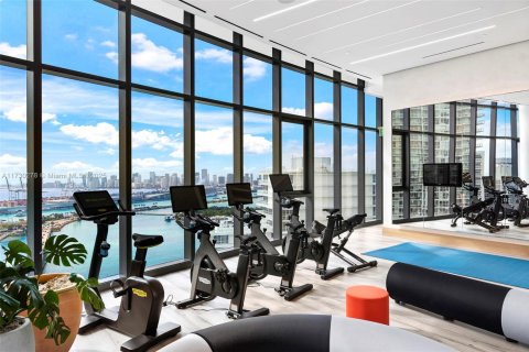 Condominio en alquiler en Miami Beach, Florida, 4 dormitorios № 1859419 - foto 28