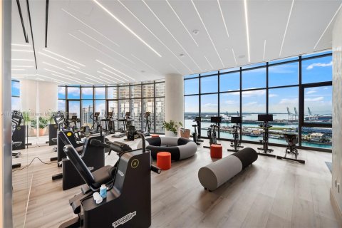 Condominio en alquiler en Miami Beach, Florida, 4 dormitorios № 1859419 - foto 27