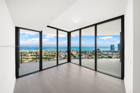 Condominio en alquiler en Miami Beach, Florida, 4 dormitorios № 1859419 - foto 12