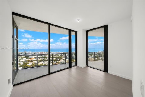 Condominio en alquiler en Miami Beach, Florida, 4 dormitorios № 1859419 - foto 15
