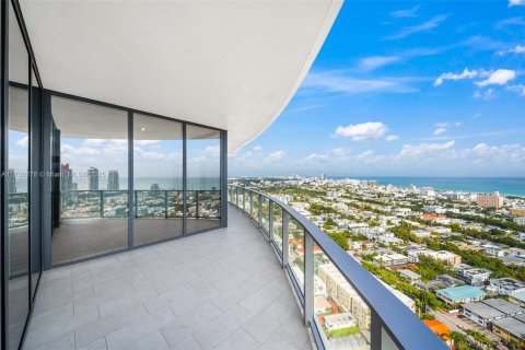 Condominio en alquiler en Miami Beach, Florida, 4 dormitorios № 1859419 - foto 23