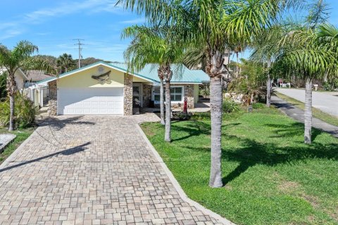 House in Ponce Inlet, Florida 3 bedrooms, 159.42 sq.m. № 2212706