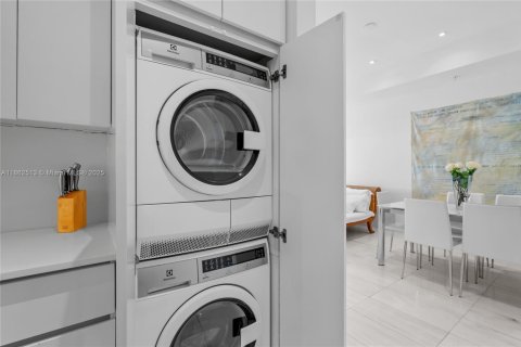 Купить кондоминиум в Майами-Бич, Флорида 2 спальни, 98.57м2, № 1891106 - фото 18