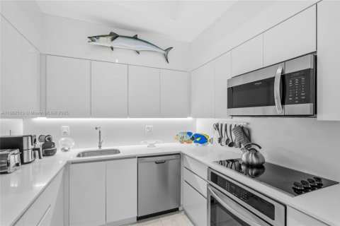 Купить кондоминиум в Майами-Бич, Флорида 2 спальни, 98.57м2, № 1891106 - фото 17