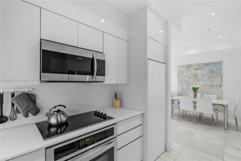 Купить кондоминиум в Майами-Бич, Флорида 2 спальни, 98.57м2, № 1891106 - фото 16