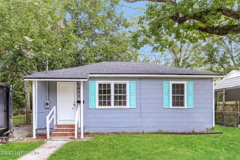 House in Jacksonville, Florida 2 bedrooms, 70.51 sq.m. № 801531 - photo 1