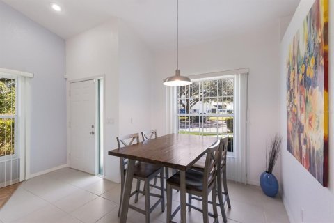 Condominio en venta en Bradenton, Florida, 2 dormitorios, 105.91 m2 № 1564837 - foto 8