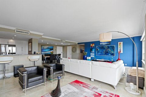 Condominio en venta en Fort Lauderdale, Florida, 3 dormitorios, 176.14 m2 № 2087498 - foto 6