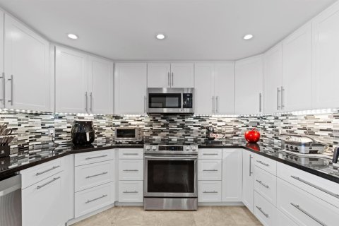 Condominio en venta en Fort Lauderdale, Florida, 3 dormitorios, 176.14 m2 № 2087498 - foto 9