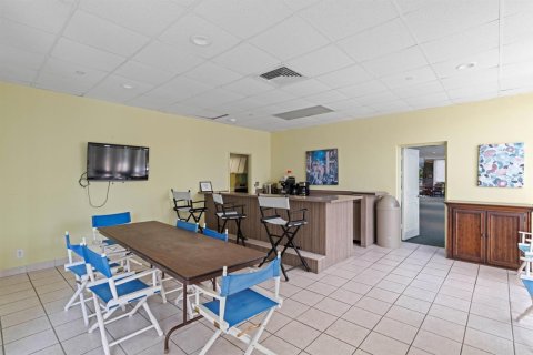 Condominio en venta en Fort Lauderdale, Florida, 3 dormitorios, 176.14 m2 № 2087498 - foto 26