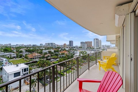 Condominio en venta en Fort Lauderdale, Florida, 3 dormitorios, 176.14 m2 № 2087498 - foto 18