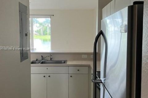 Townhouse in Homestead, Florida 3 bedrooms, 123.1 sq.m. № 1941148 - photo 5