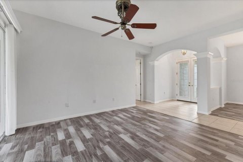 Villa ou maison à vendre à Bradenton, Floride: 4 chambres, 214.79 m2 № 1916144 - photo 5