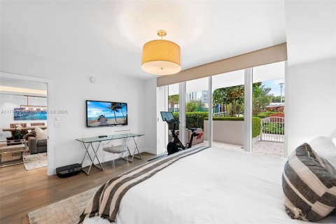 Condo in Miami Beach, Florida, 3 bedrooms  № 1472515 - photo 21