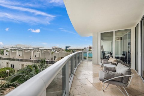 Condo in Miami Beach, Florida, 3 bedrooms  № 1472515 - photo 15