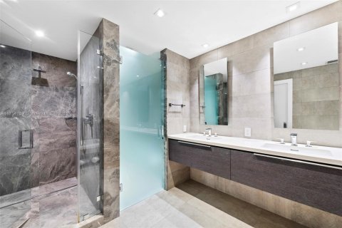 Condo in Miami Beach, Florida, 3 bedrooms  № 1472515 - photo 5