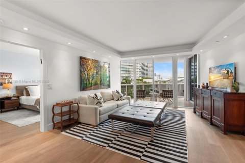 Condo in Miami Beach, Florida, 3 bedrooms  № 1472515 - photo 19