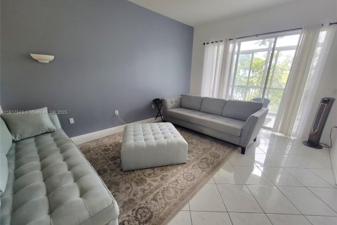 Condominio en venta en Tamarac, Florida, 2 dormitorios, 112.88 m2 № 1774303 - foto 18