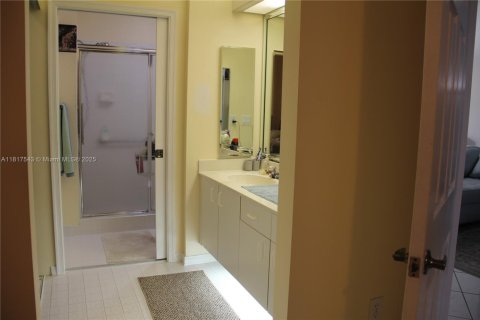 Condominio en venta en Tamarac, Florida, 2 dormitorios, 112.88 m2 № 1774303 - foto 27