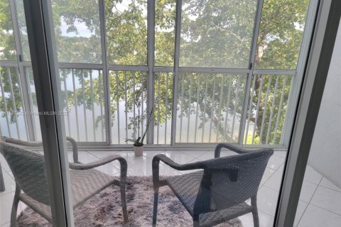 Condominio en venta en Tamarac, Florida, 2 dormitorios, 112.88 m2 № 1774303 - foto 23