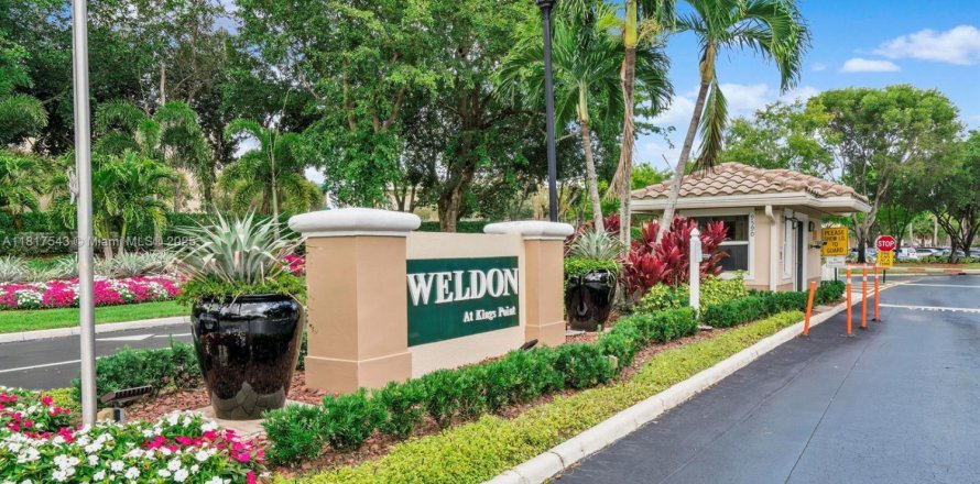 Condominio en Tamarac, Florida, 2 dormitorios  № 1774303