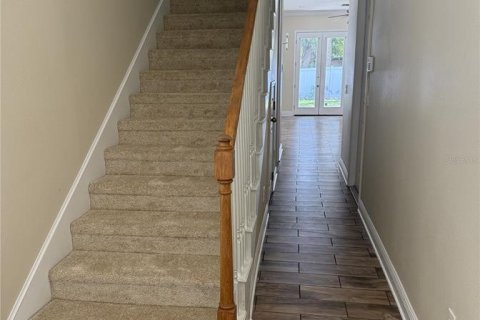 Adosado en alquiler en Orlando, Florida, 3 dormitorios, 149.02 m2 № 2232458 - foto 2