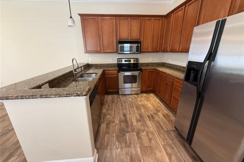 Adosado en alquiler en Orlando, Florida, 3 dormitorios, 149.02 m2 № 2232458 - foto 5