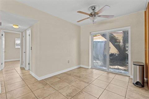 Casa en venta en Clearwater, Florida, 2 dormitorios, 97.92 m2 № 1609007 - foto 15