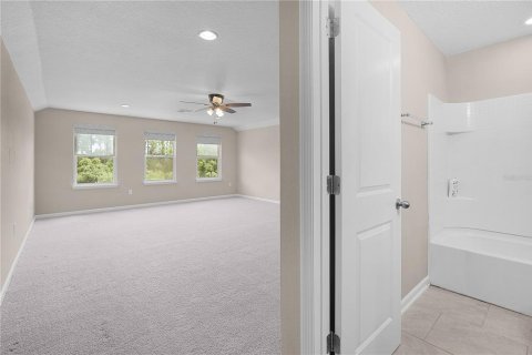 House in Winter Garden, Florida 4 bedrooms, 264.59 sq.m. № 2111390 - photo 27