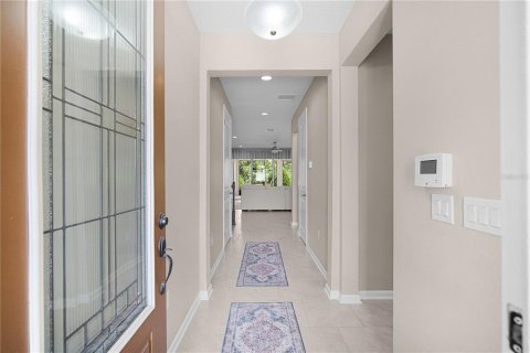 House in Winter Garden, Florida 4 bedrooms, 264.59 sq.m. № 2111390 - photo 5