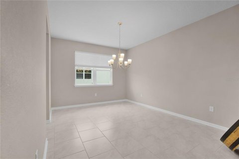 House in Winter Garden, Florida 4 bedrooms, 264.59 sq.m. № 2111390 - photo 23